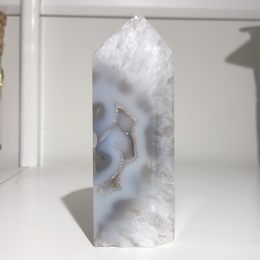 Druzy agate and quartz tower
